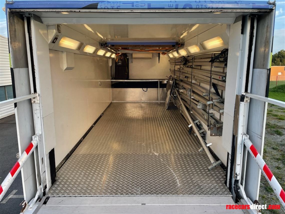 1-car-transporter-or-hospitality-unit