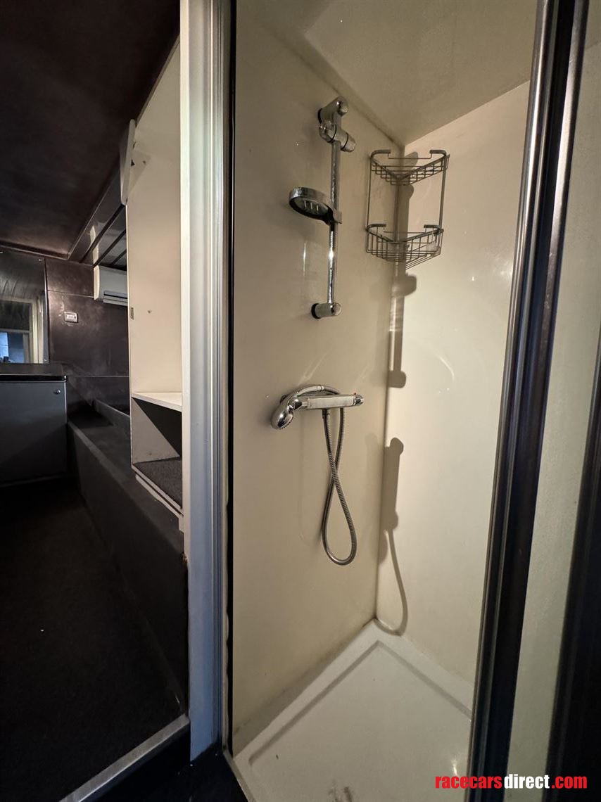 1-car-transporter-or-hospitality-unit