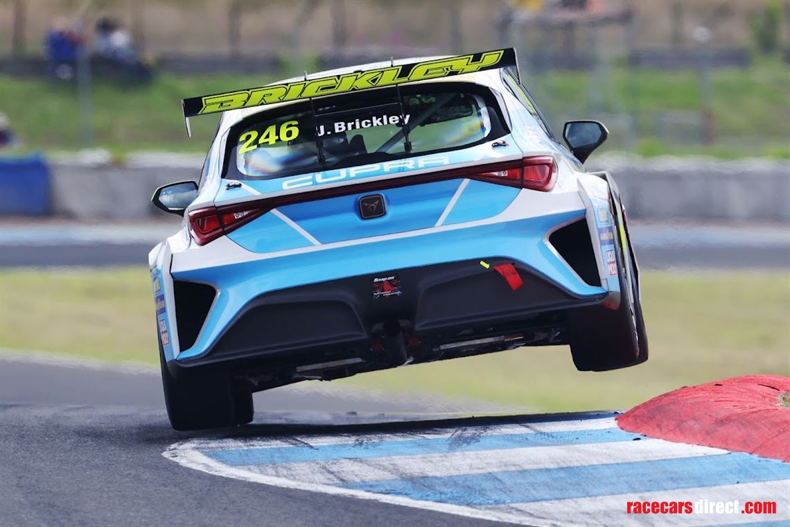 cupra-leon-compericion-tcr-2021