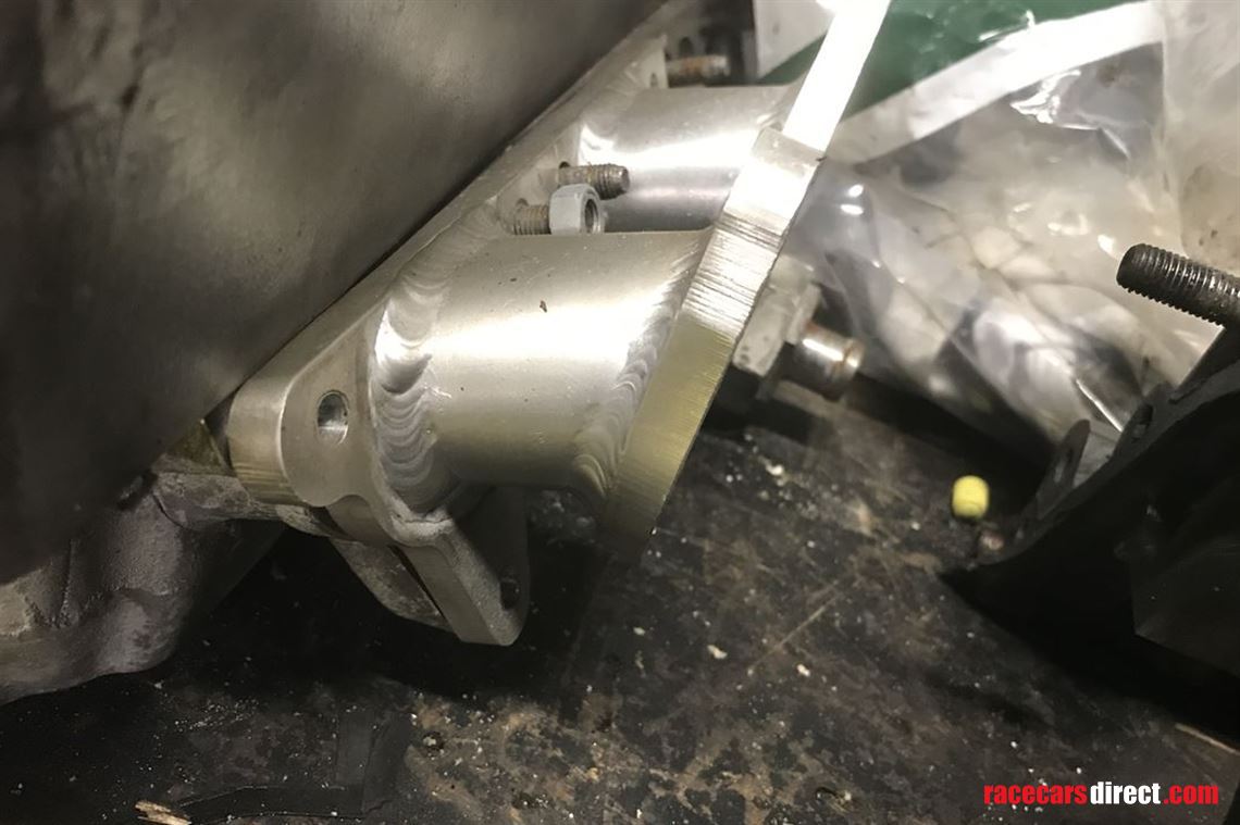 cosworth-vega-2000cc-engine