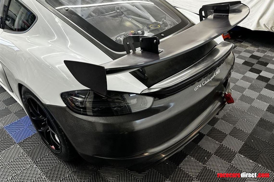 2019-porsche-cayman-gt4-clubsport-mr