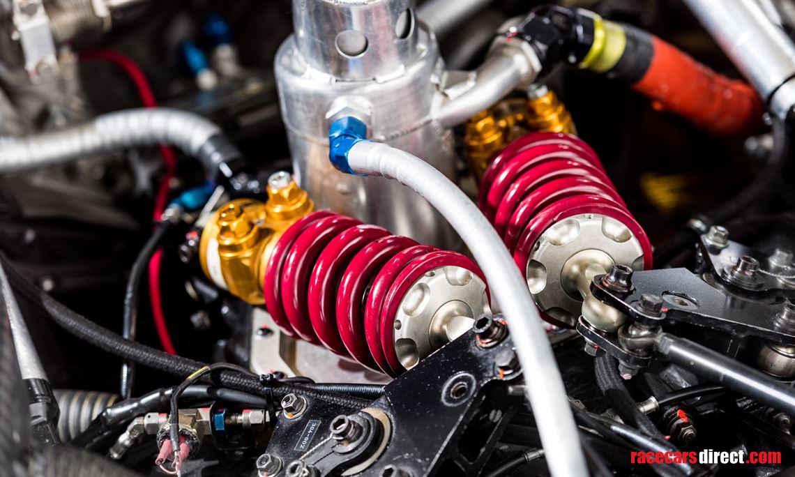 toyota-92cv---3-times-le-mans-entrant---race