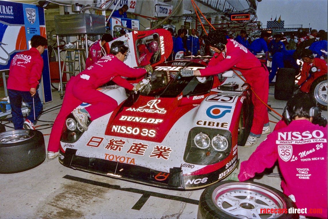 toyota-92cv---3-times-le-mans-entrant---race
