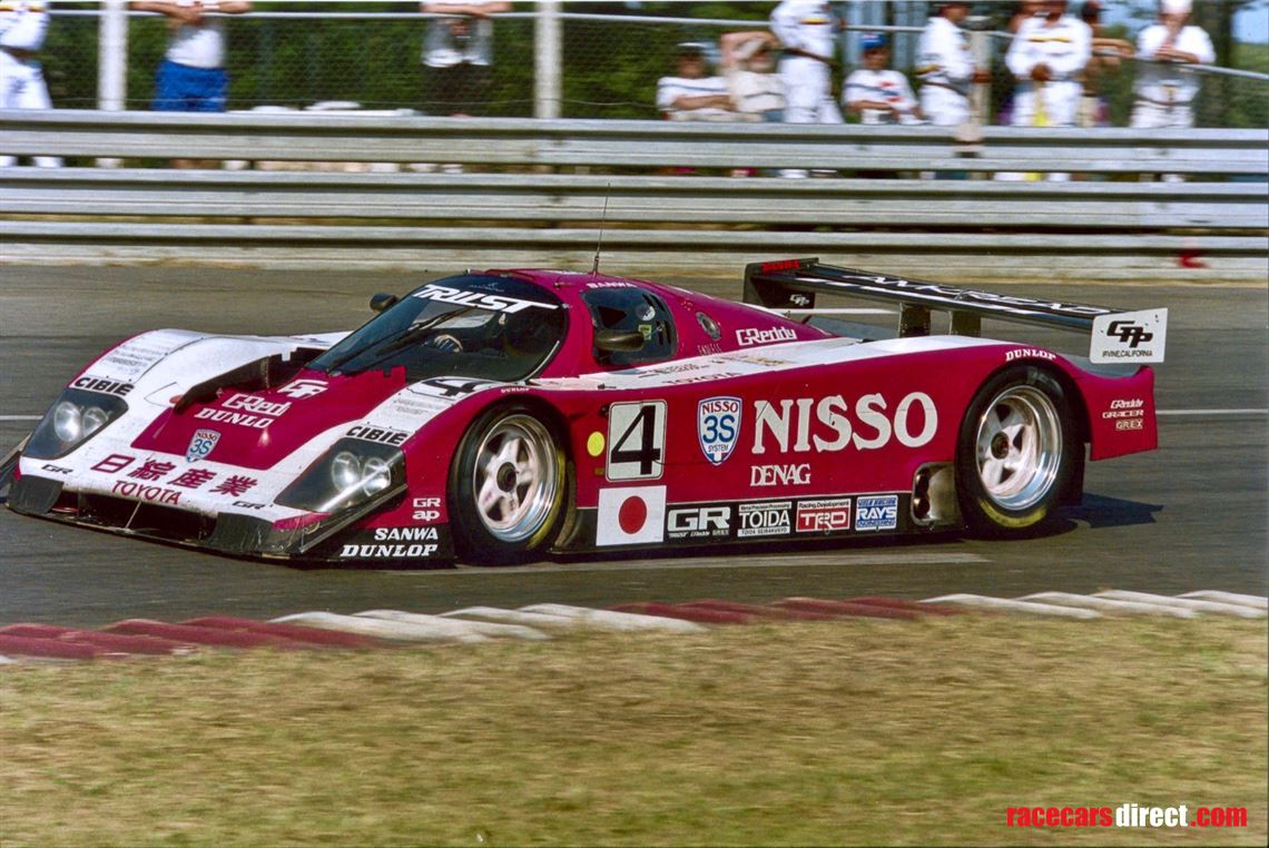 toyota-92cv---3-times-le-mans-entrant---race