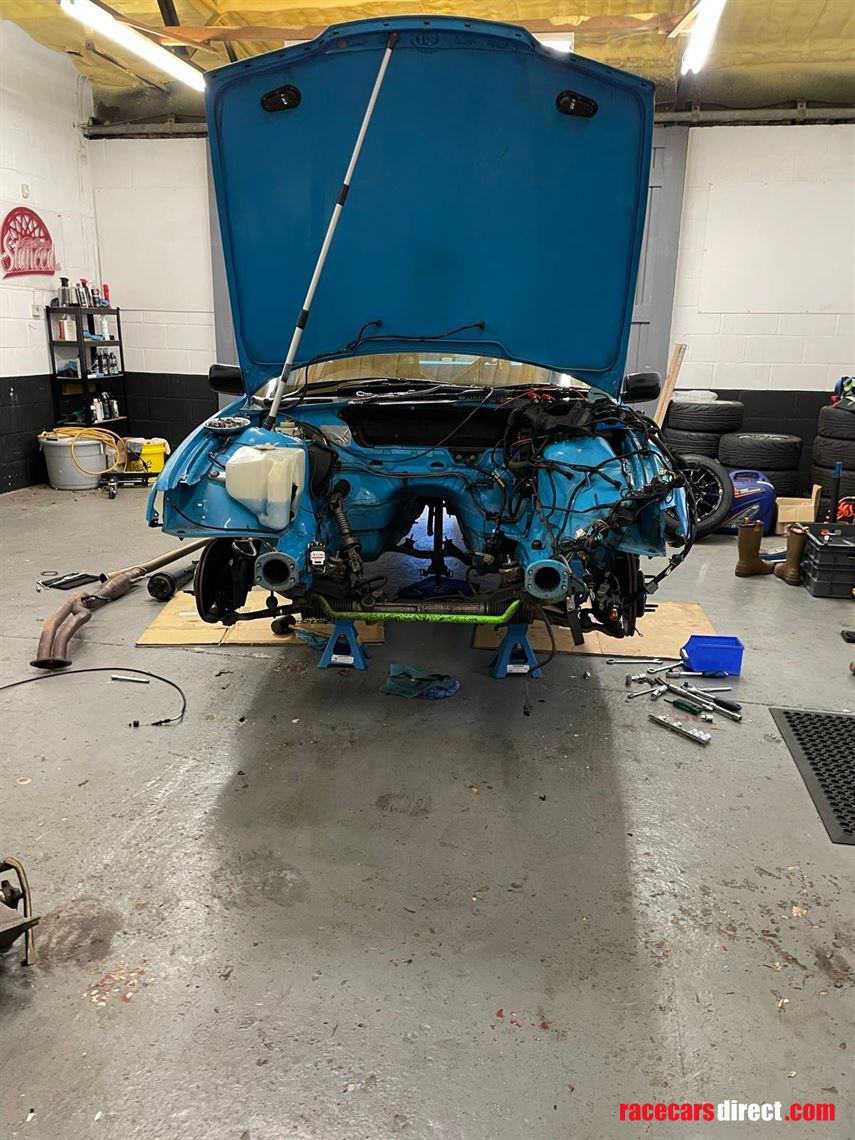 bmw-e36-compact-cup-318ti-amazing-race-car