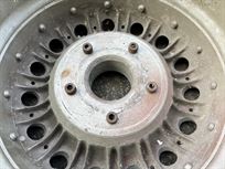 jaguar-d-type-dunlop-wheels