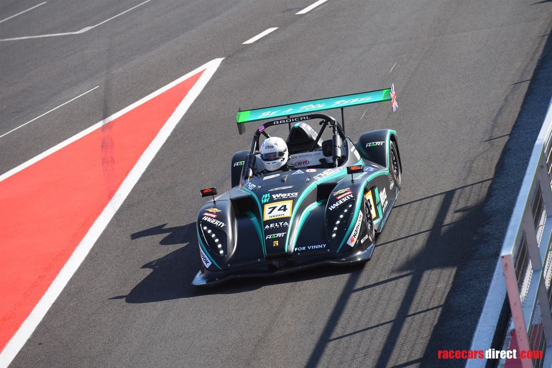 championship-winning-radical-sr1