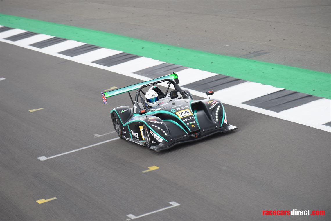 championship-winning-radical-sr1