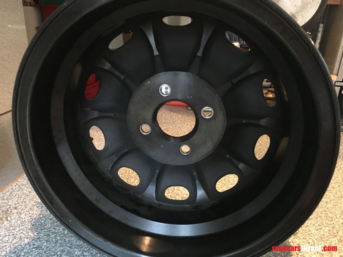 4-x-alfa-romeo-magnesium-sz-wheels-for-sale