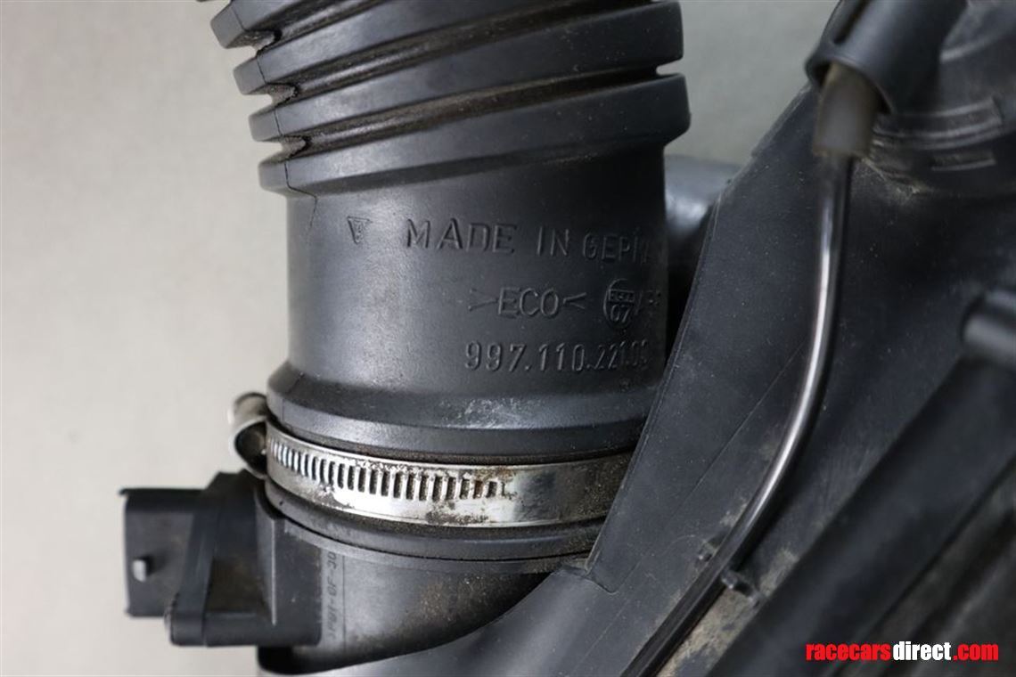 porsche-997-38-carrera-s-air-filter-box