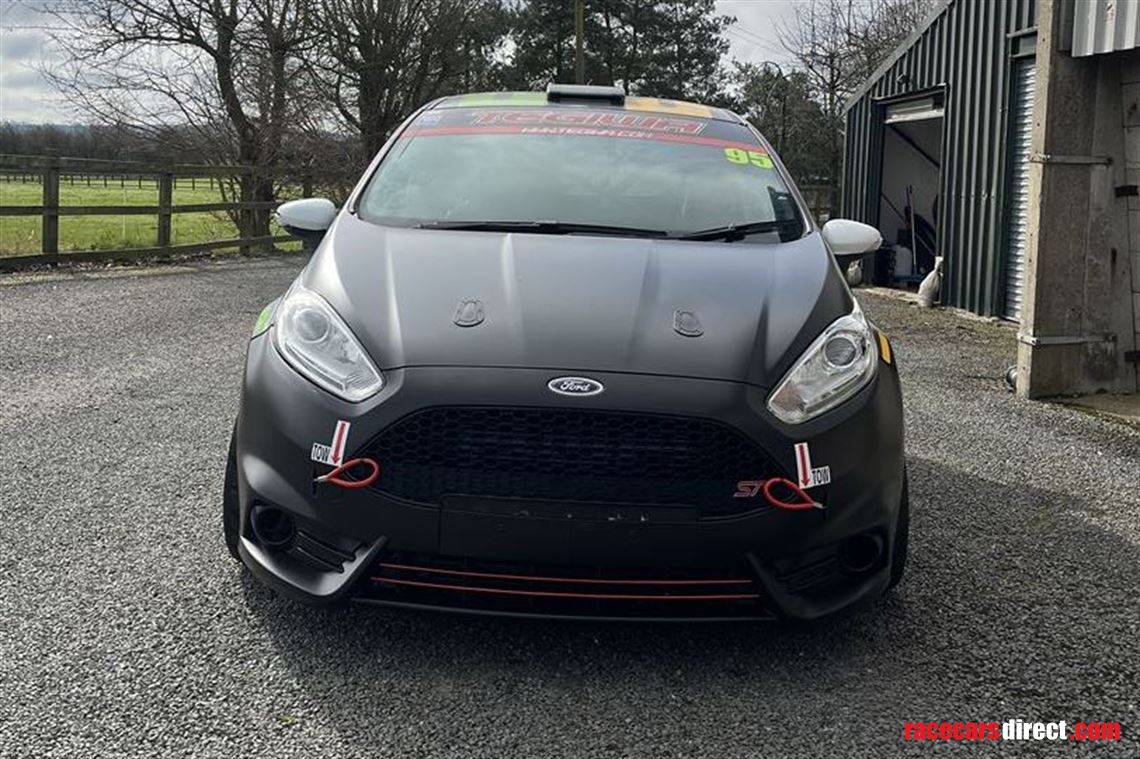 ford-fiesta-st-240-price-reduced