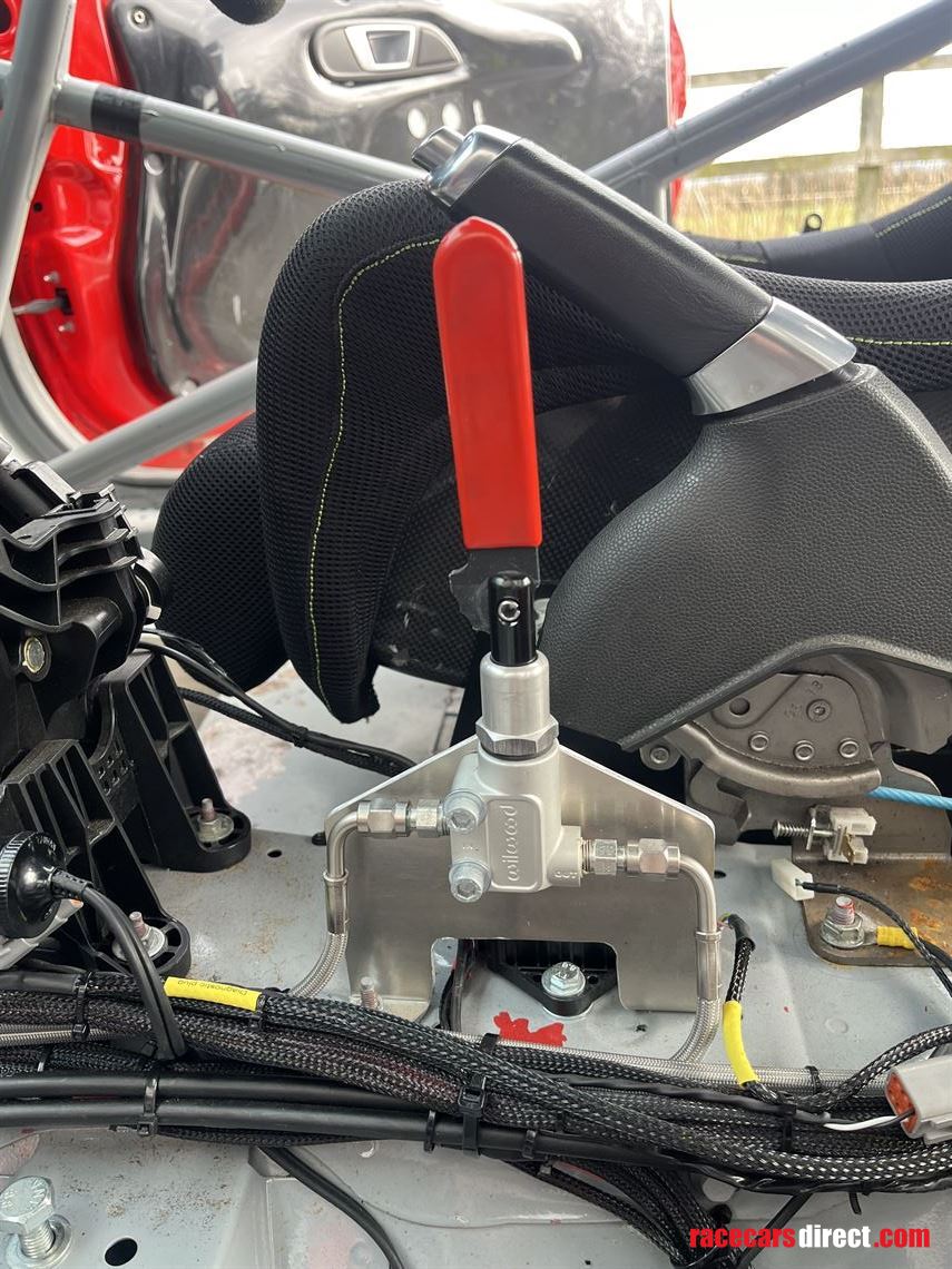 ford-fiesta-st-240-price-reduced