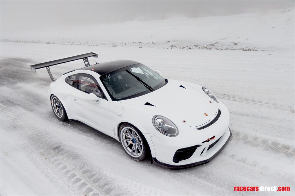 porsche-9912-gt3-cup---ready-for-race
