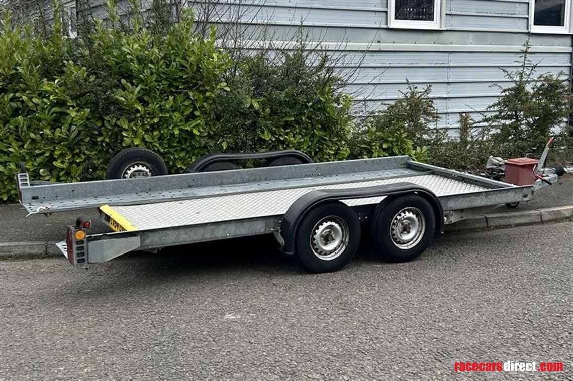 brian-james-hydraulic-tilt-trailer