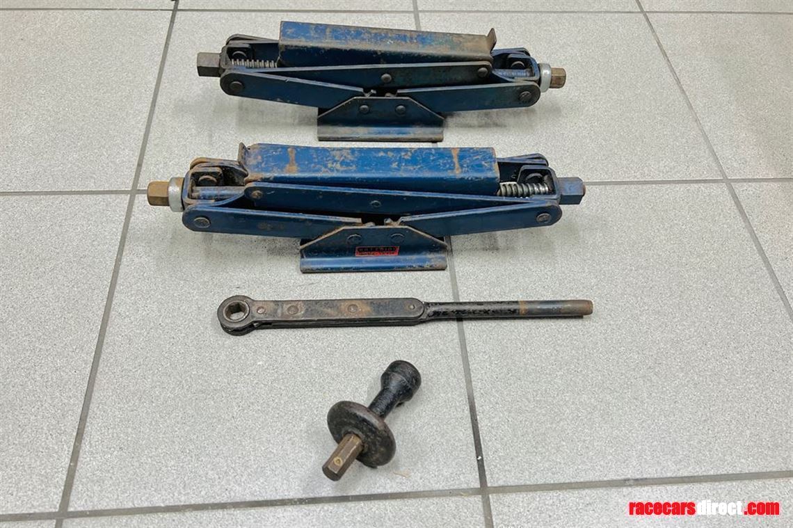 2-jack-battaini-ferrari-275-330-gtc-365-gtb4