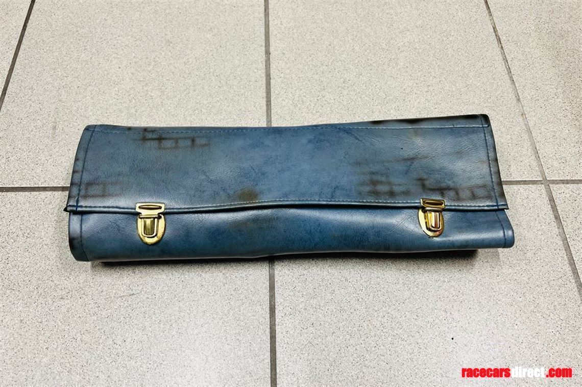 tool-bag-complete-as-in-photos-for-porsche-35