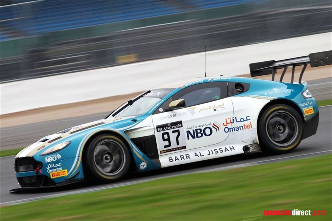 2012-aston-martin-v12-vantage-gt3