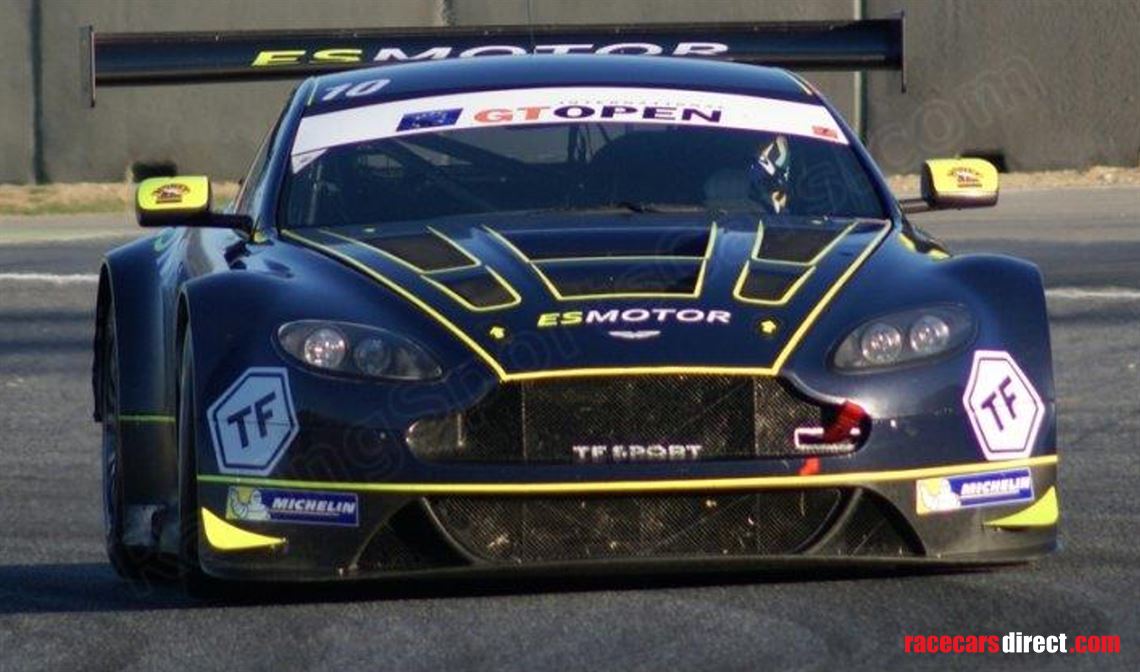 2012-aston-martin-v12-vantage-gt3