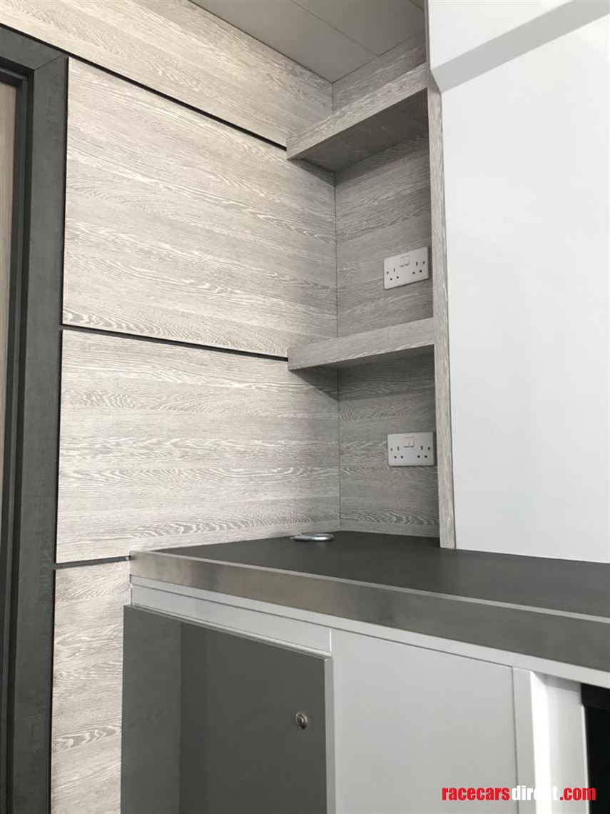 race-trailer-with-office-awning-tractor-unit