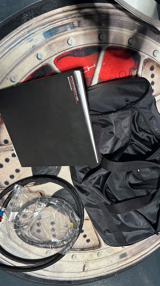 porsche-992-gt3-cup-mj-2023-abstc