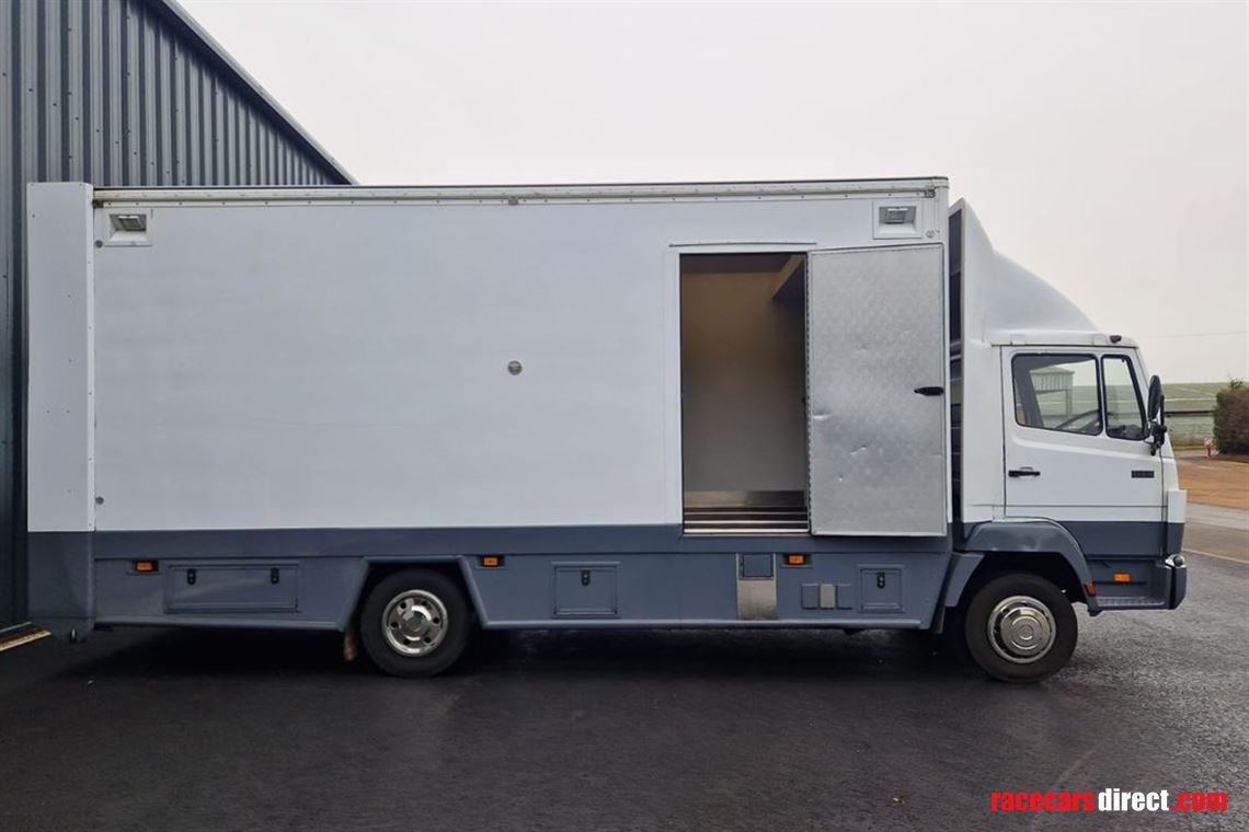 mercedes-75t-transporter