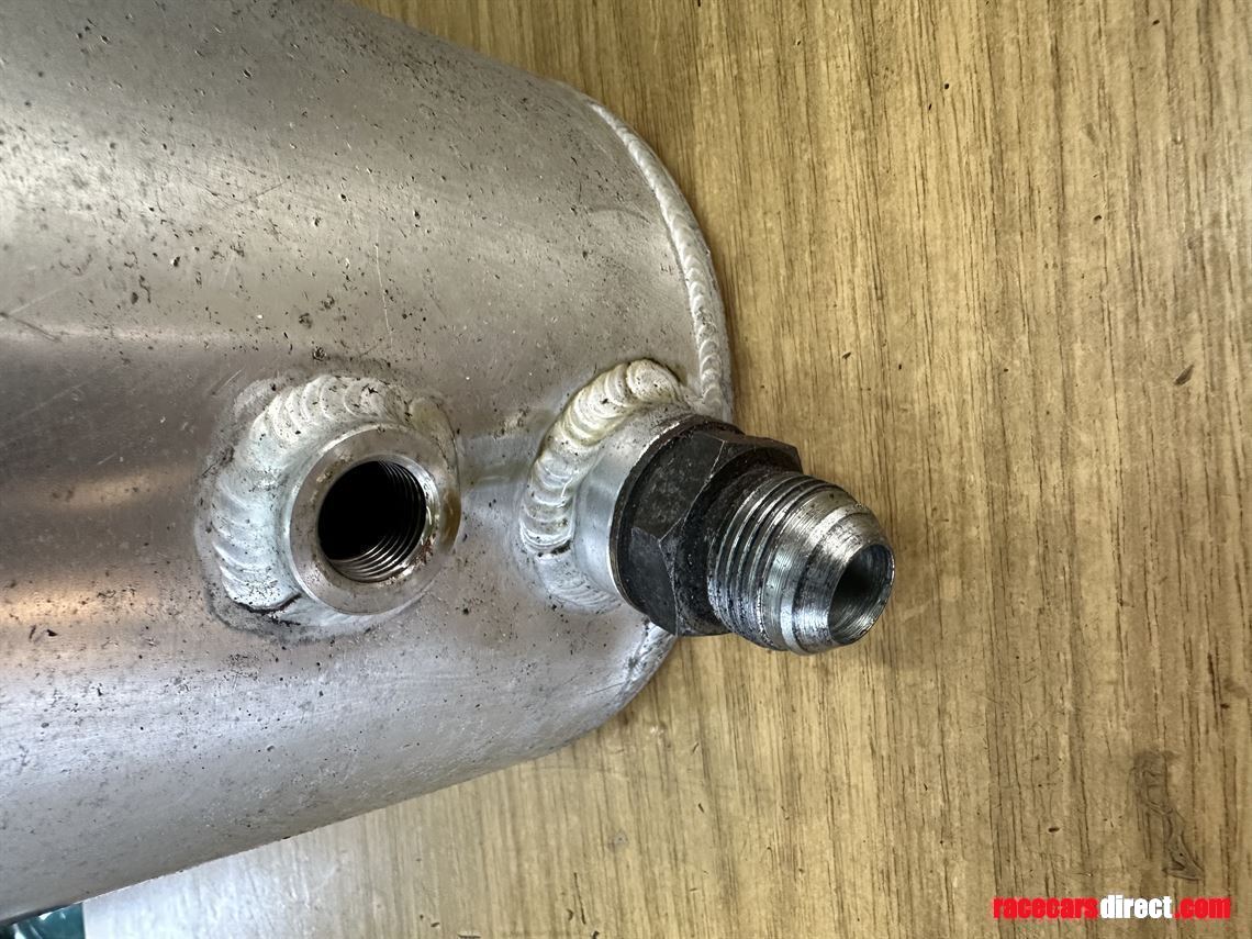 original-ginetta-g50-oil-tank-all-good