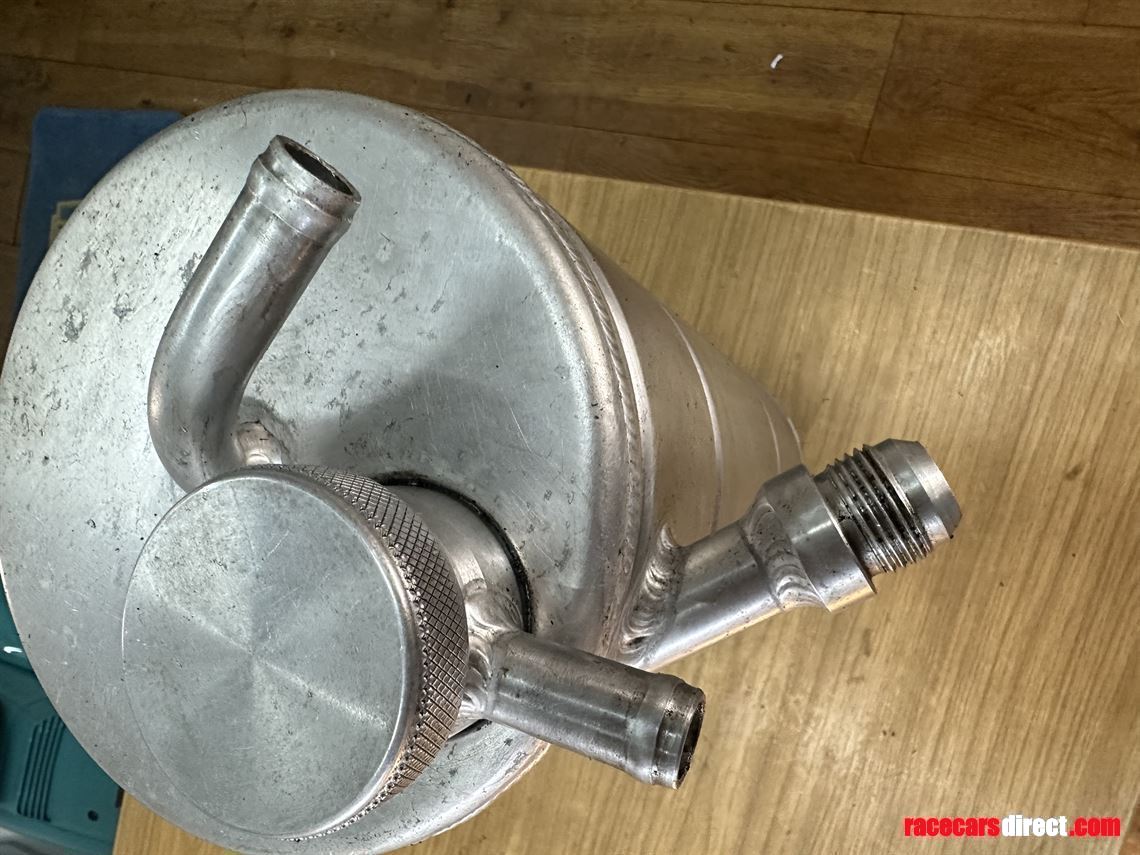 original-ginetta-g50-oil-tank-all-good