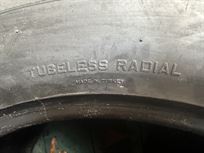 2-pirelli-gt3-tyres-325-680-18-dhd2
