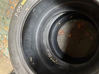 2-pirelli-gt3-tyres-325-680-18-dhd2