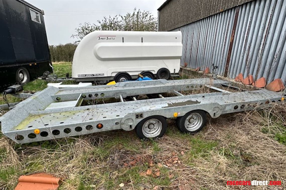 brian-james-large-flat-bed-tilt-trailer