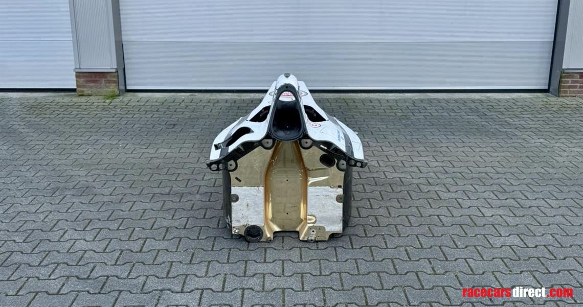 f1-original-full-carbon-bar-honda-monocoque