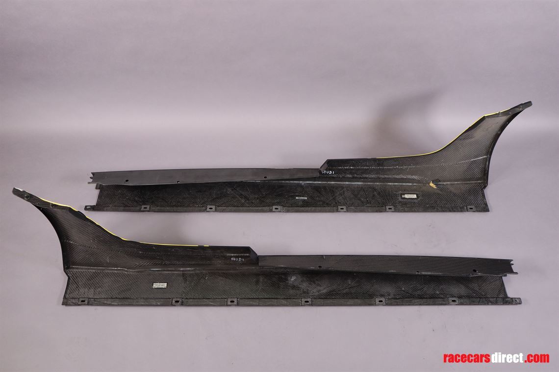 audi-r8-lms-gt3-side-skirts-left-and-right-ne
