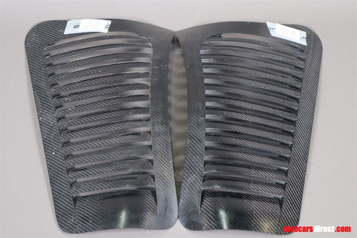 aston-martin-dbr9-gt1-air-vent-louvres-for-fr
