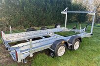 woodford-lightweight-trailer-with-tyre-rack