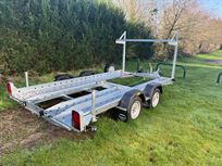 woodford-lightweight-trailer-with-tyre-rack