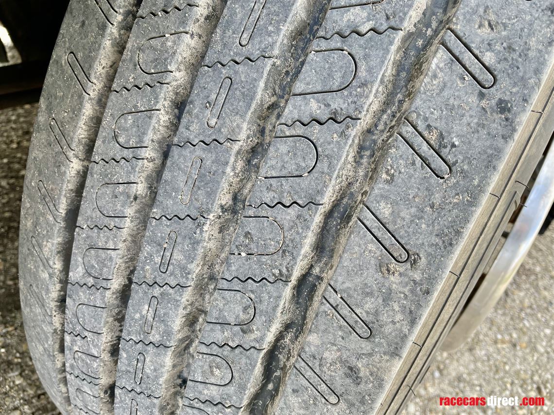 renault-premium-low-mileage-lhd