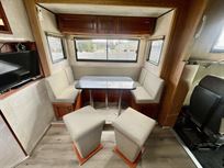 renault-premium-low-mileage-lhd