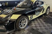 2016-porsche-981-cayman-gt4-clubsport-mr-evo