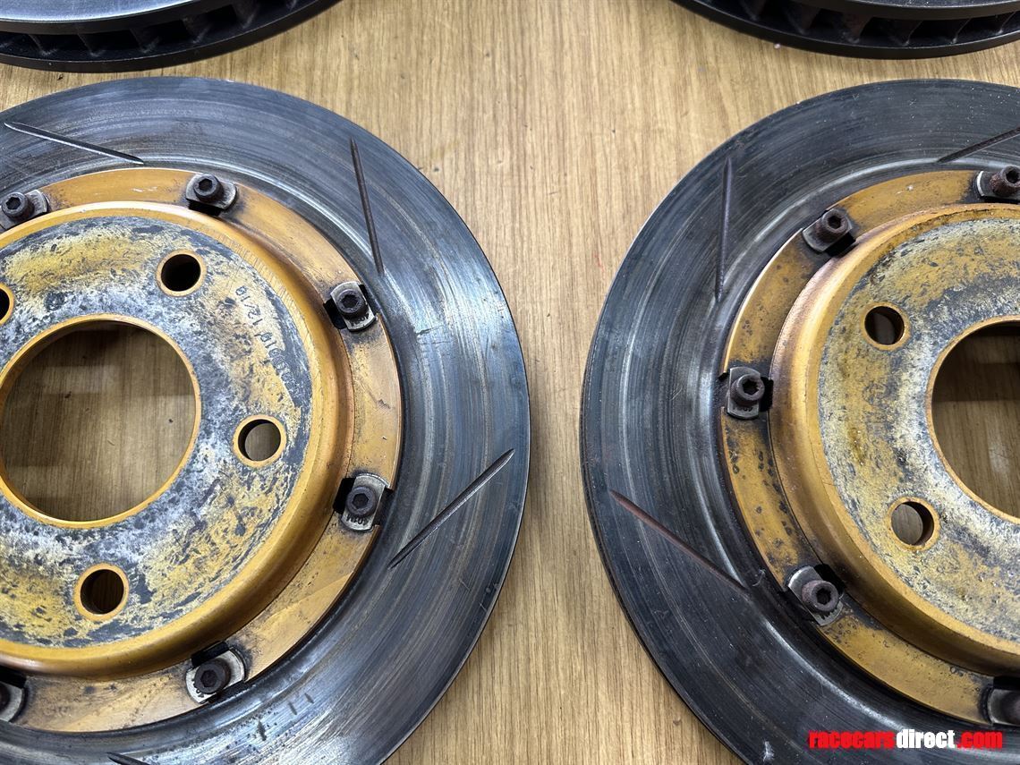 ginetta-g50-brake-brake-discs-bells-and-fixin