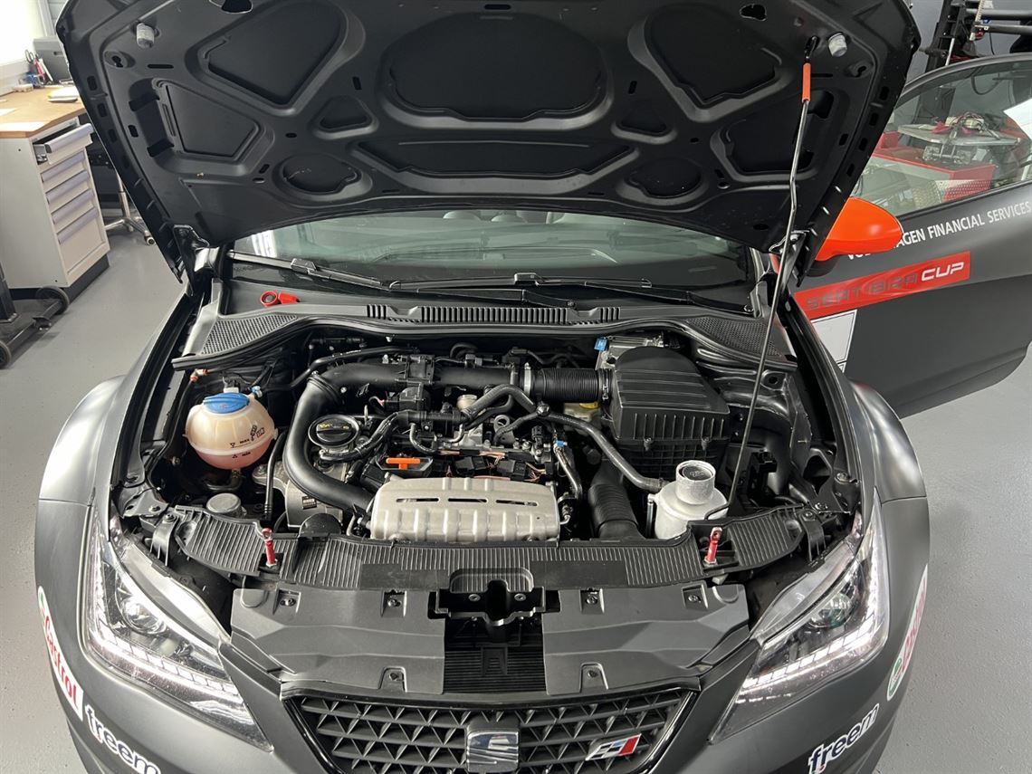 seat-ibiza-cup-sc-trophy-factory-race-car