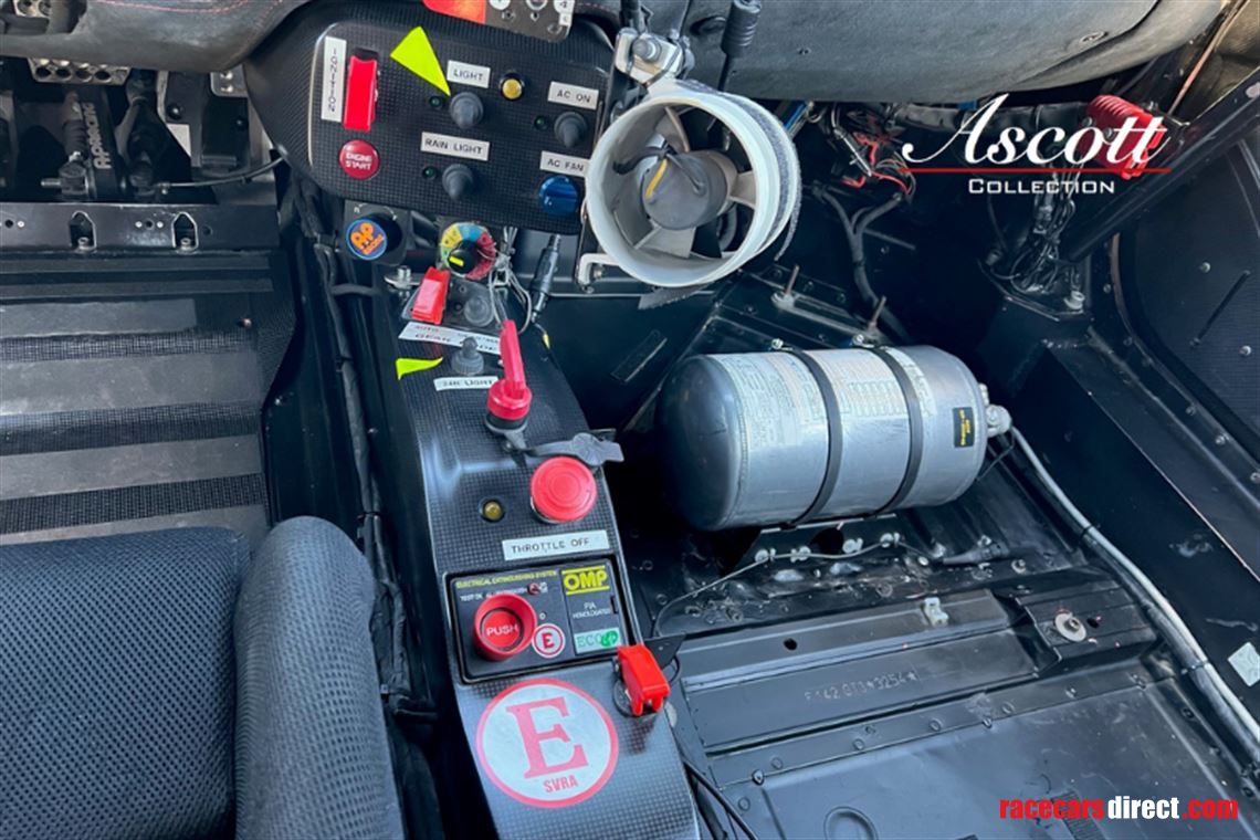 2011-ferrari-458-gt3-sold