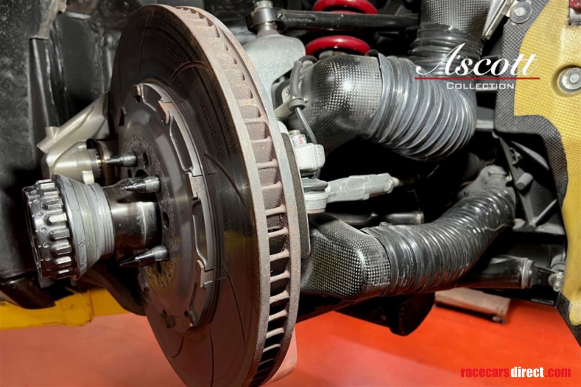 2011-ferrari-458-gt3-sold