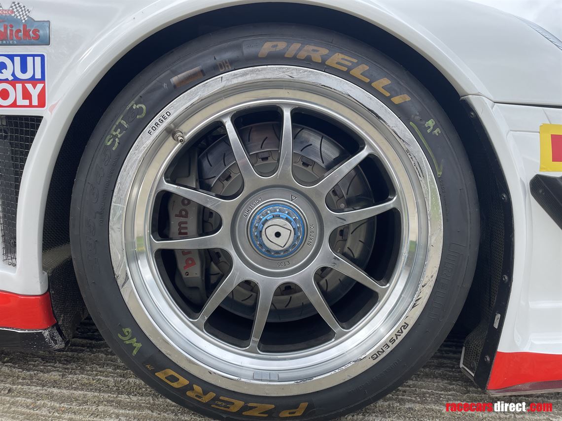 2010-porsche-997-gt3-r