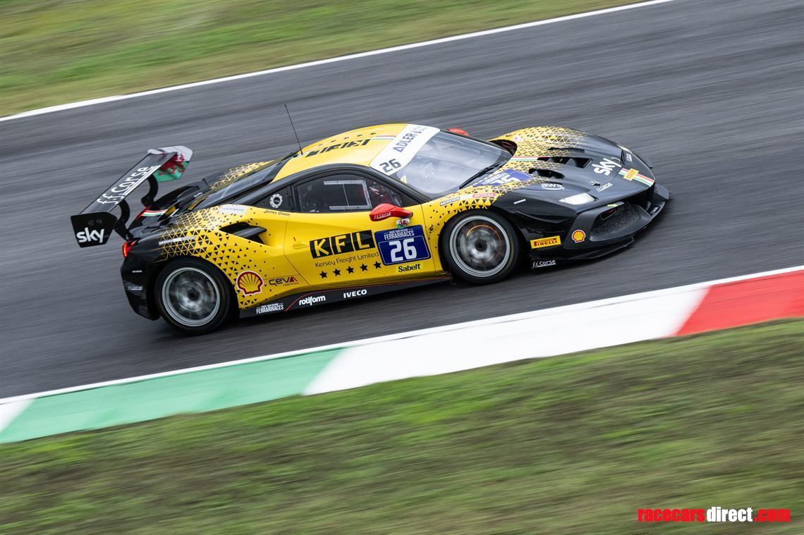 2022-ferrari-488-challenge-evo