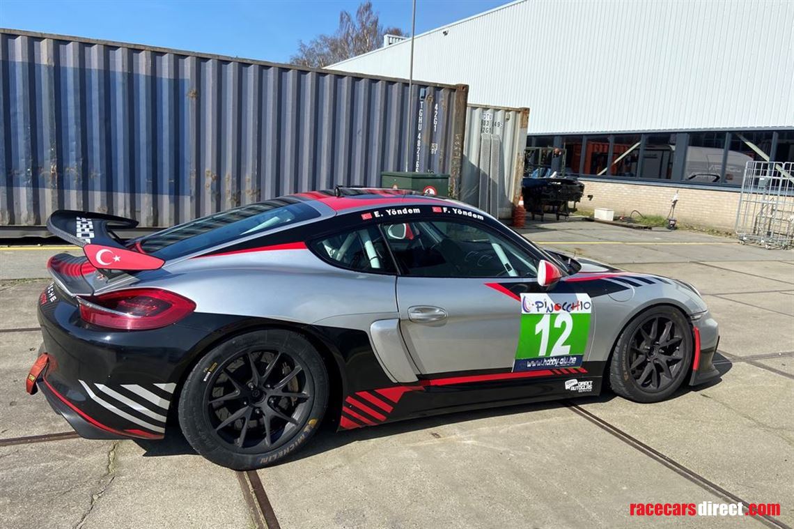 porsche-cayman-gt4-clubsport