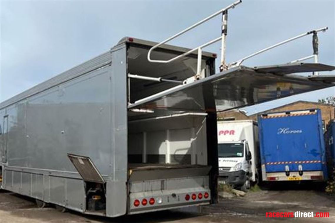 gray-adams-race-car-trailer