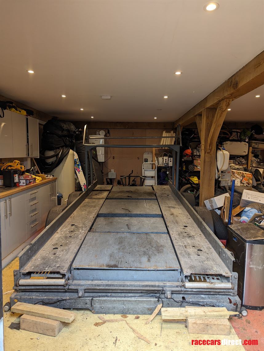 peak-trailers--twin-axle-with-storage-tyre-ra