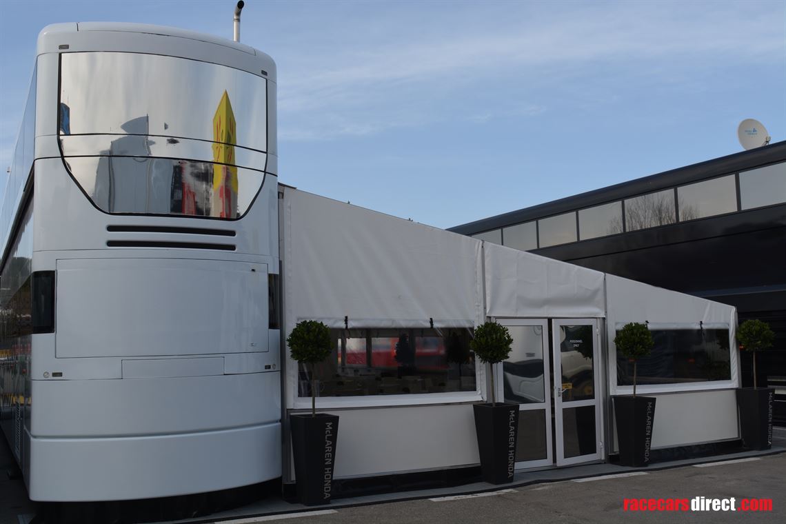 ex-f1-pop-up-hospitality-office-trailer