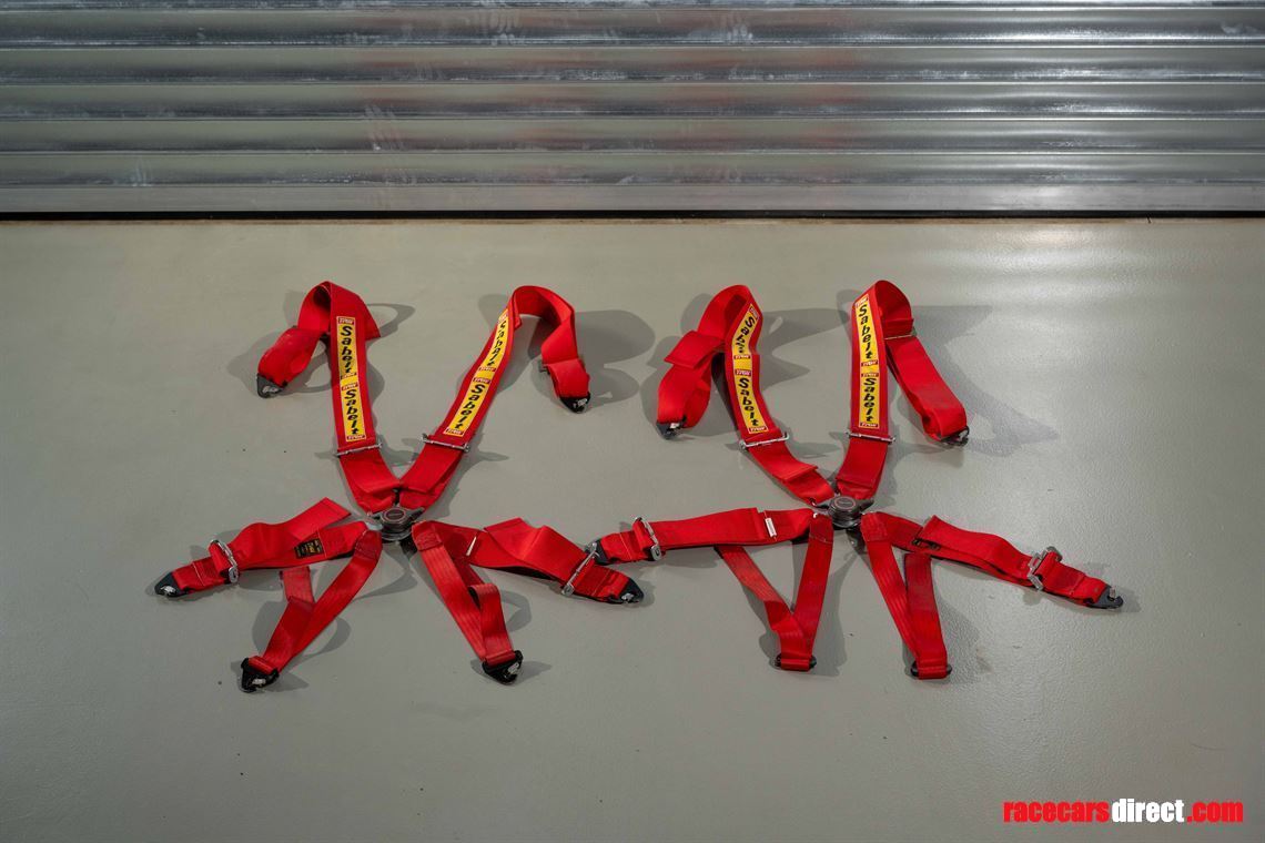 ferrari-challenge-sabelt-race-harness-set