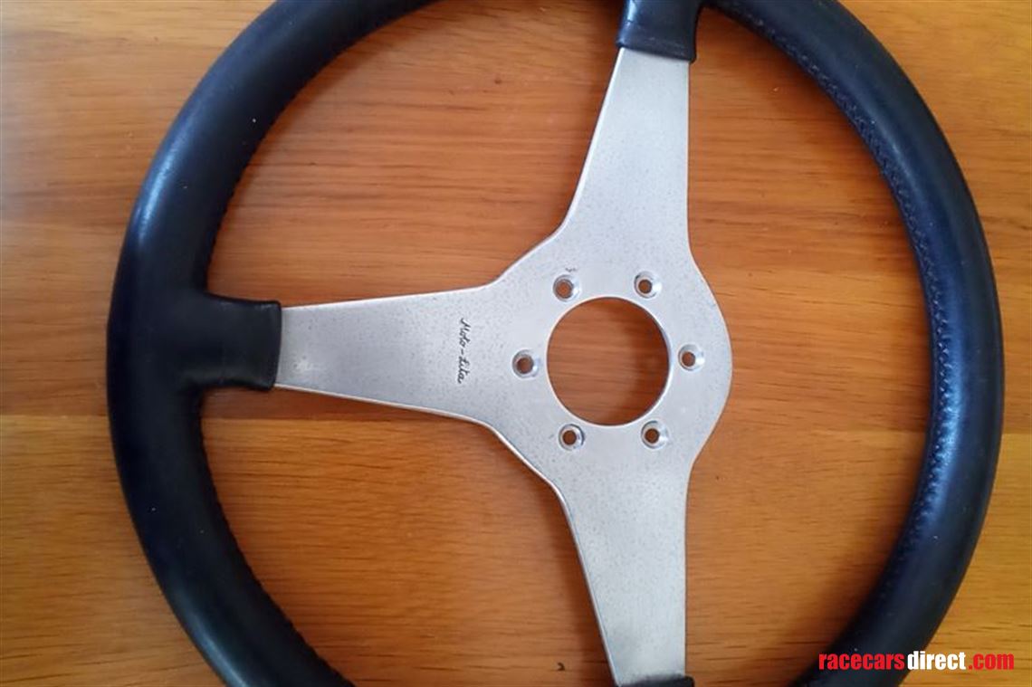 moto---lita-steering-wheel